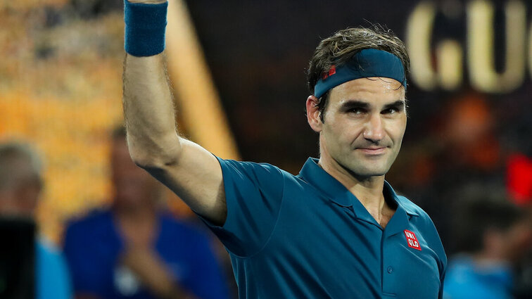 Roger Federer Roger Federer greets as winner after round one in Dubai