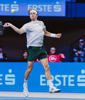 Lukas Neumayer gibt heute seit Debüt im Hauptfeld der Erste Bank Open
