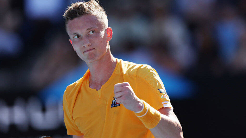 Крюгер лехечка прогноз. Оже Альясим Australian open. Лехечка и Швентек.