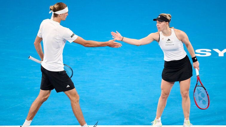 Nach der Niederlage im Mixed können Alexander Zverev und Angelique Kerber beim United Cup nur noch abwarten Nach der Niederlage im Mixed können Alexander Zverev und Angelique Kerber beim United Cup nur noch abwarten