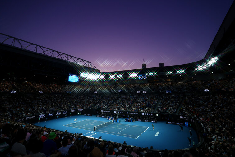 Vor so vielen Zuschauern wird bei den Australian Open 2021 jedenfalls nicht gespielt werden Vor so vielen Zuschauern wird bei den Australian Open 2021 jedenfalls nicht gespielt werden