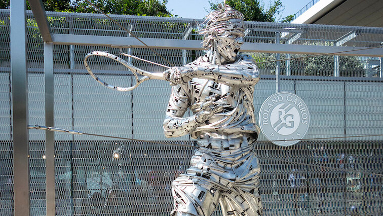 Ein Monument für die Ewigkeit - die Staue von Rafael Nadal im Stade Roland Garros