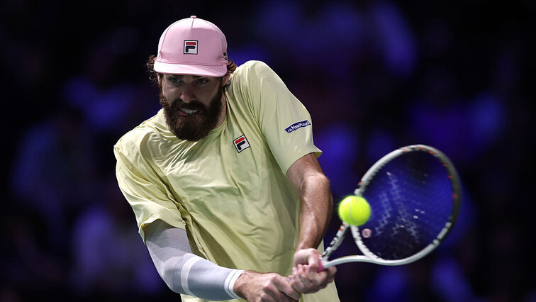 Reilly Opelka hatte an diesem Montag am Netz eine Begegnung auf Augenhöhe.