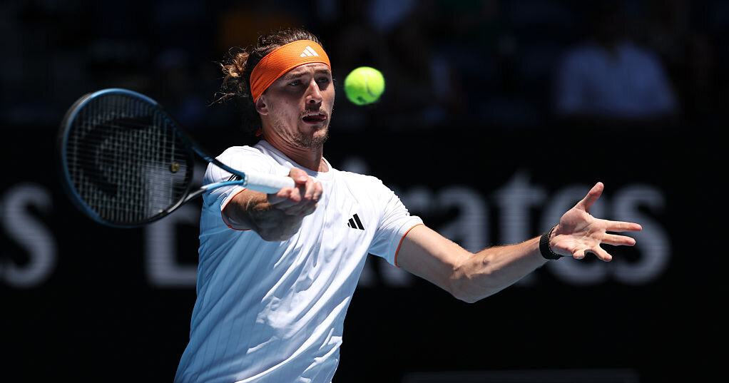 Australian Open: Alexander Zverev defeats Alexandre Müller in four sets