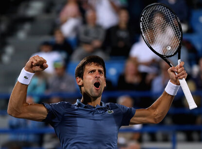 Novak Djokovic Novak Djokovic freut sich über den Sieg in Abu Dhabi