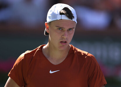 Holger Rune war mit den Plätzen in Indian Wells auch nicht wirklich einverstanden