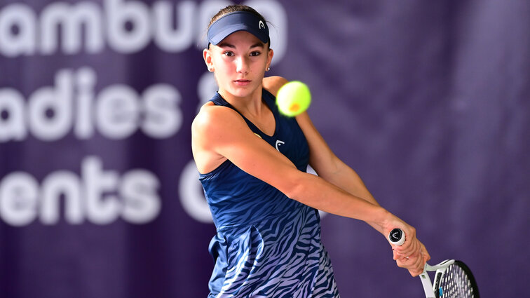 Julia Stusek has arrived in professional tennis