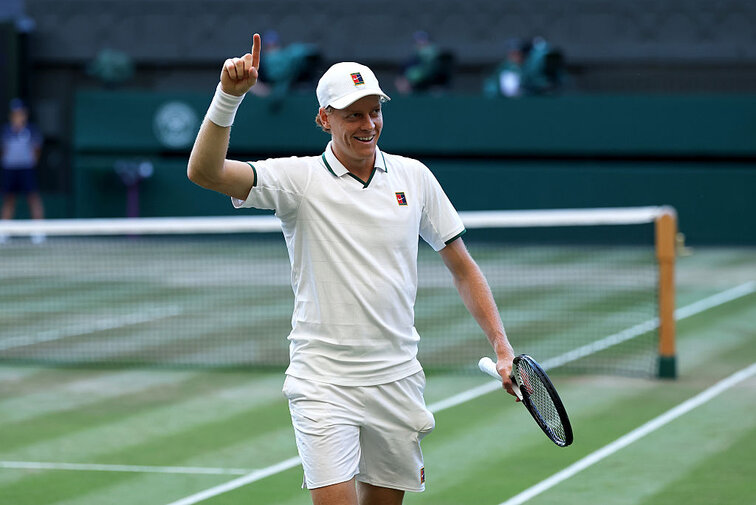 Jannik Sinner führt das Ranking klar an