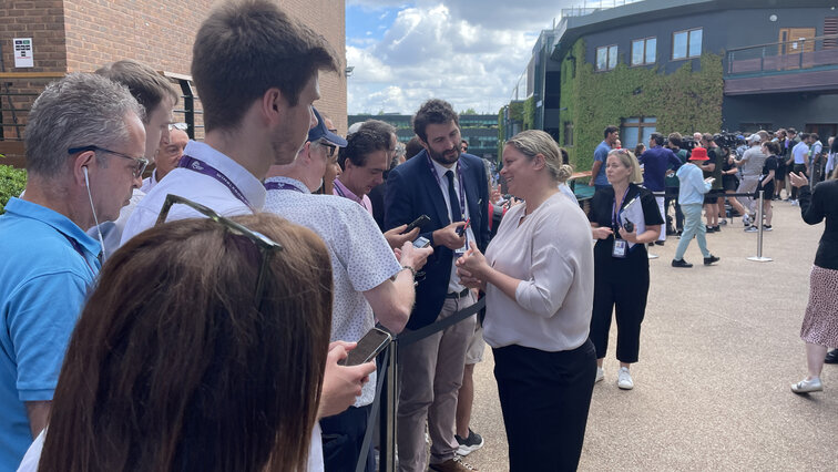 Kim Clijsters war am Dienstag ein begehrte Gesprächspartnerin