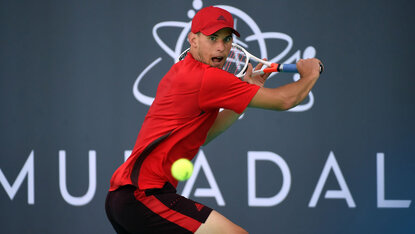 Dominic Thiem hat erstmals 2017 in Abu Dhabi aufgeschlagen Dominic Thiem hat erstmals 2017 in Abu Dhabi aufgeschlagen