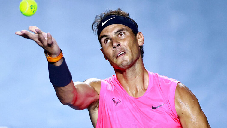 Rafael Nadal started the Acapulco tournament effortlessly
