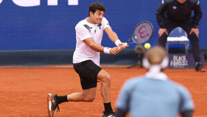 Cristian Garin 2024 im Match gegen Alexander Zverev bei den BMW Open in München