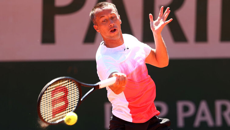 Philipp Kohlschreiber meets one of the favorites at the start