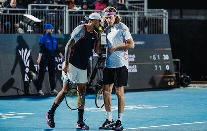 Nick Kyrgios und Stefanos Tsitsipas eint ein skurriles Verhältnis Nick Kyrgios und Stefanos Tsitsipas eint ein skurriles Verhältnis