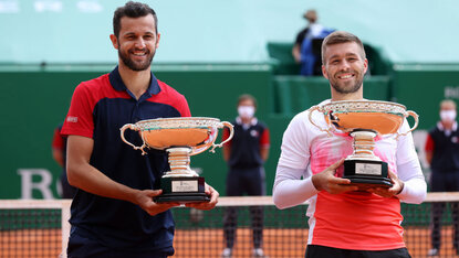 Mate Pavic und Nikola Mektic nach ihrem fünften Turniersieg 2021 Mate Pavic und Nikola Mektic nach ihrem fünften Turniersieg 2021