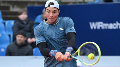 Jan-Lennard Struff war am Donnerstag für alle Eventualitäten gerüstet Jan-Lennard Struff war am Donnerstag für alle Eventualitäten gerüstet