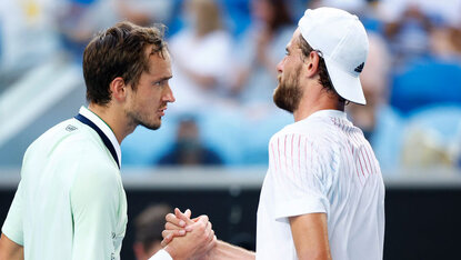 Das war ein Spaß! Daniil Medvedev und Maxime Cressy in Melbourne Das war ein Spaß! Daniil Medvedev und Maxime Cressy in Melbourne