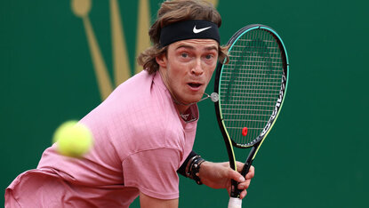 Andrey Rublev pirscht sich nach oben Andrey Rublev pirscht sich nach oben