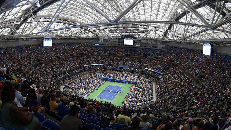 Im Arthur Ashe Stadium sollte jeder Tennisfan mindestens einmal gewesen sein Im Arthur Ashe Stadium sollte jeder Tennisfan mindestens einmal gewesen sein