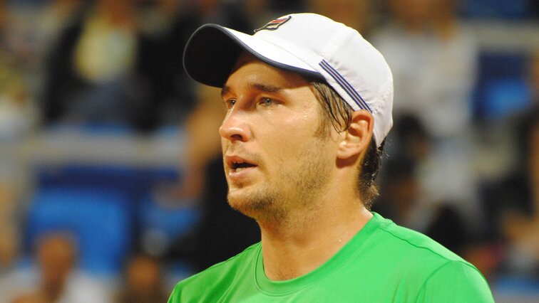 Dusan Lajovic hat in Umag eine Nachtschicht hinter sich Dusan Lajovic hat in Umag eine Nachtschicht hinter sich