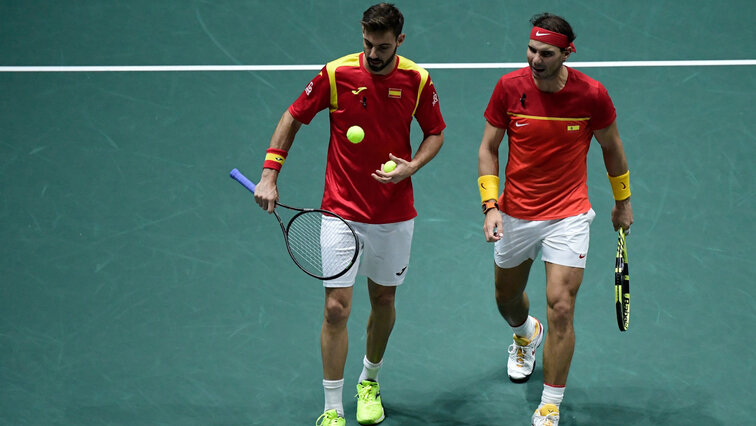 Marcel Granollers (left) and Rafael Nadal (right)