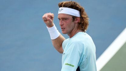 Andrey Rublev trifft nun auf einen guten Kumpel: Grigor Dimitrov Andrey Rublev trifft nun auf einen guten Kumpel: Grigor Dimitrov