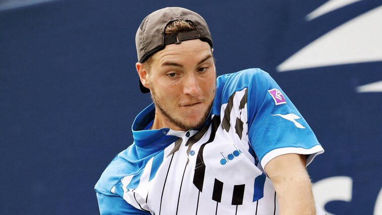 Jan-Lennard Struff leads the field in Germany