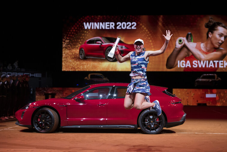 Iga Swiatek kommt als Titelverteidigerin zum Porsche Tennis Grand Prix Iga Swiatek kommt als Titelverteidigerin zum Porsche Tennis Grand Prix