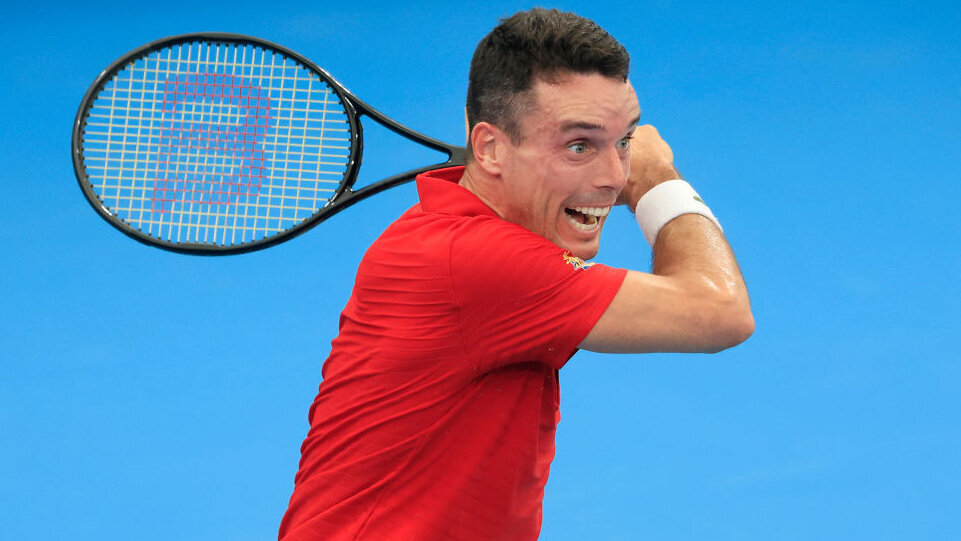 España y Argentina comienzan con éxito tennisnet.com