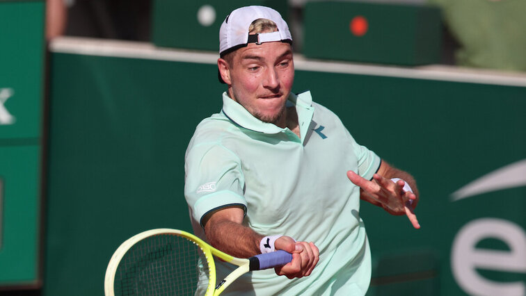 Nach zwei ausgeglichenen Sätzen musste sich Jan-Lennard Struff in Paris in seinem Zweirunden-Match dennoch in drei Durchgängen geschlagen geben. Jürgen Hasenkopf