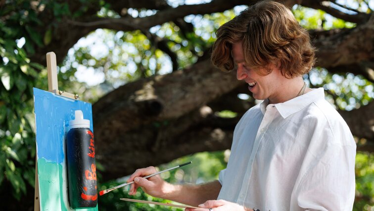 Auch waterdrop-Botschafter Andrey Rublev hat sich künstlerisch ausgetobt Auch waterdrop-Botschafter Andrey Rublev hat sich künstlerisch ausgetobt