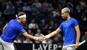 Casper Ruud und Carlos Alcaraz eröffneten im Doppel den letzten Tag des Laver Cups.