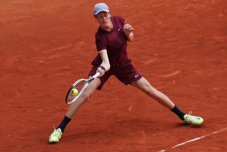 Jannik Sinner schlug Ugo Humbert in der ersten Runde in zwei Sätzen Jannik Sinner now meets Rafael Nadal in Rome
