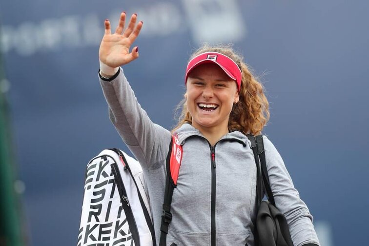 Mira Antonitsch verabschiedet sich mit einem Lachen Mira Antonitsch verabschiedet sich mit einem Lachen