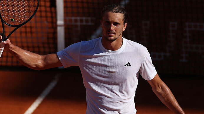 Roland-Garros-Alexander-Zverev-trotz-Blitzeinschlag-wieder-zuversichtlich