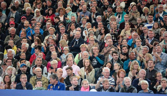 Das Publikum war darüber nicht glücklich, zeigte sich am Halbfinal-Tag dennoch größtenteils von seiner besten Seite.