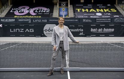 Linz-Chefin Sandra Reichel hat sich direkt an die Fans gewandt Linz-Chefin Sandra Reichel hat sich direkt an die Fans gewandt