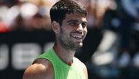 Mit seinem 10. Halbfinaleinzug vor seinem 23. Geburtstag spielte sich Carlos Alcaraz auf eine Stufe mit Rafael Nadal, Boris Becker und Björn Borg. Getty Images