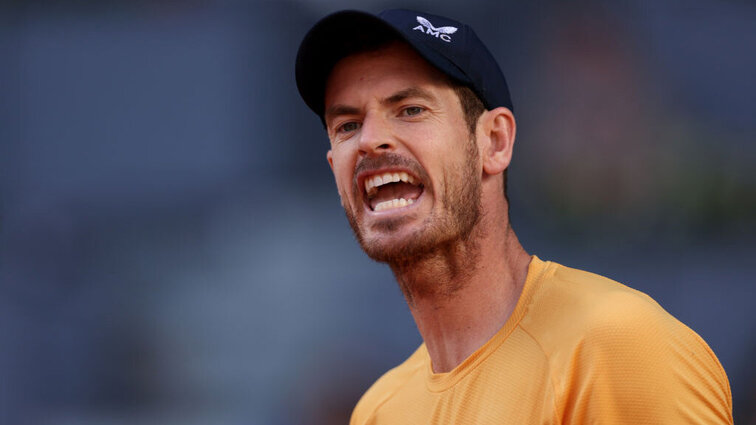 Andy Murray kämpft sich eine Etage tiefer zurück in die Erfolgsspur. Andy Murray is fighting his way back down the road to success.