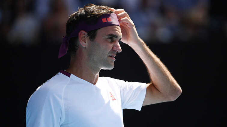 Roger Federer Roger Federer only slipped the first sentence easily