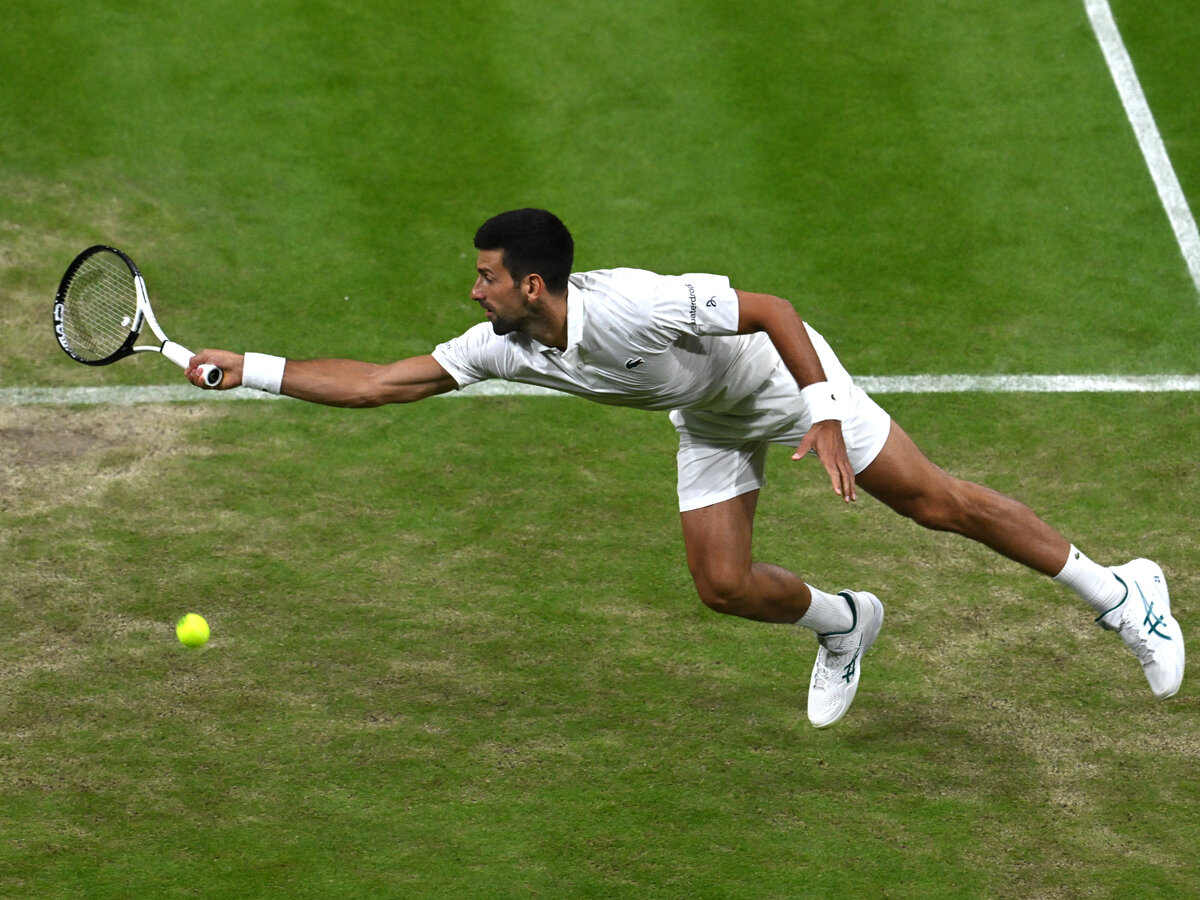 Wimbledon Novak Djokovic wackelt in Verlängerung
