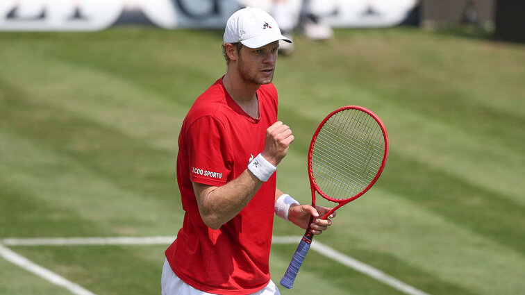 Yannick Hanfmann steht in Stuttgart in Runde zwei Yannick Hanfmann steht in Stuttgart in Runde zwei