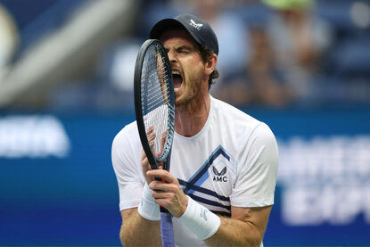 Andy Murray war mit dem Verhalten von Stefanos Tsitsipas alles andere als einverstanden Andy Murray war mit dem Verhalten von Stefanos Tsitsipas alles andere als einverstanden