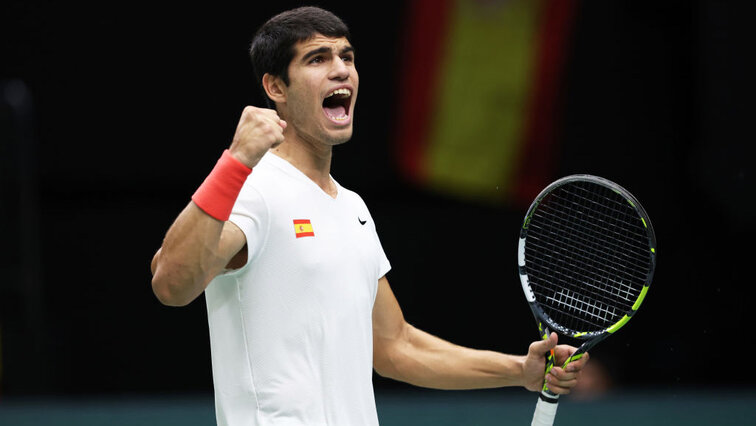 Carlos Alcaraz wird sich das Finale im davis Cup (vielleicht) im TV anschauen