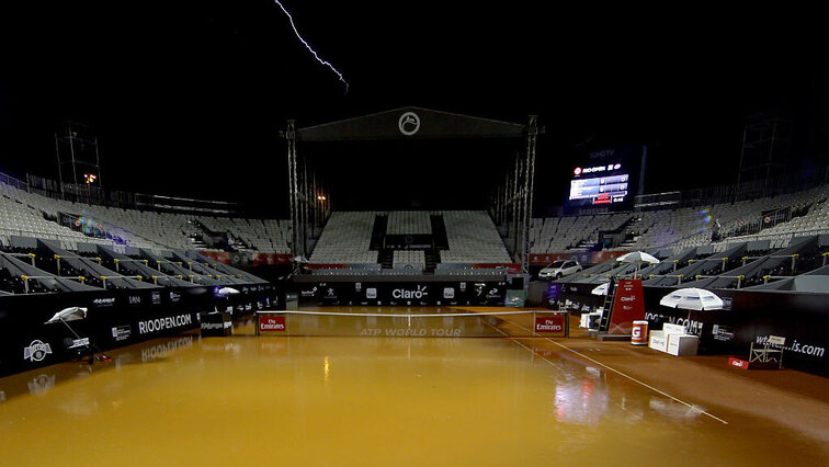 Aufgrund starker Regenfälle mussten die Einzel-Halbfinals des ATP-Turniers in Rio auf den heutigen Sonntag verschoben werden. Getty Images