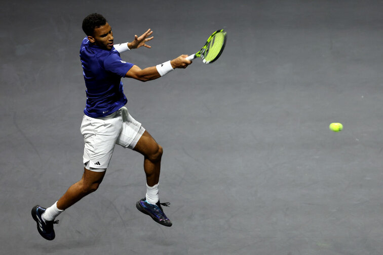 Felix Auger-Aliassime fertigte im Halbfinale von Basel Turnierfavoriten Holger Rune in zwei Sätzen ab