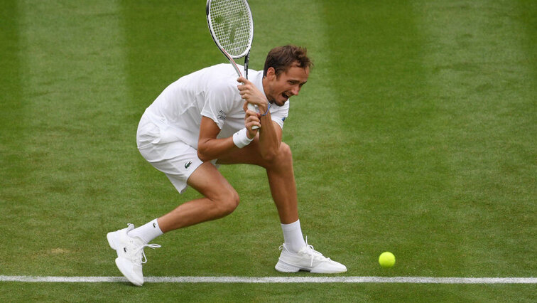 Daniil Medvedev steht in Wimbledon in Runde zwei