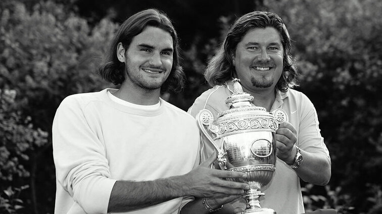 Peder Lundgren (r.) coachte u.a. den jungen Roger Federer (l.) zu seinem ersten Titelgewinn in Wimbledon. Getty Images