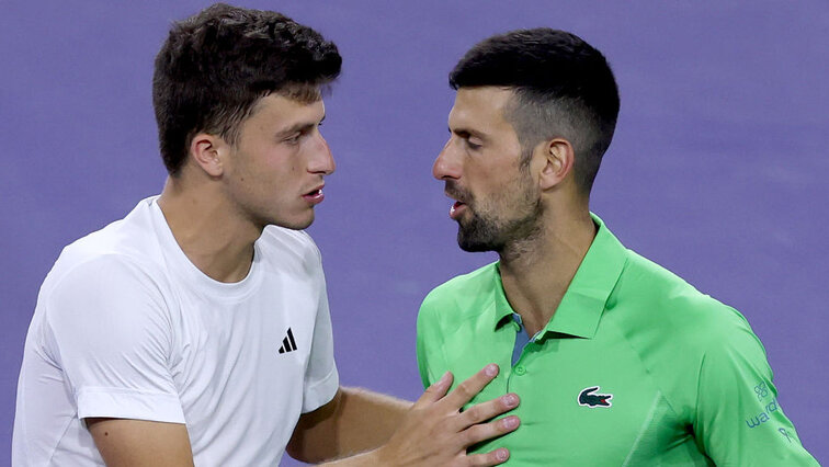 Luca Nardi und Novak Djokovic am Montag in Indian Wells Luca Nardi und Novak Djokovic am Montag in Indian Wells