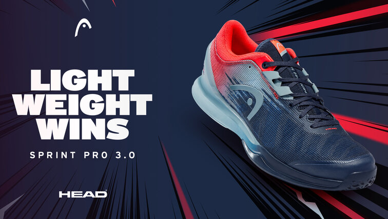 Float over the square with the HEAD Sprint Pro 3.0